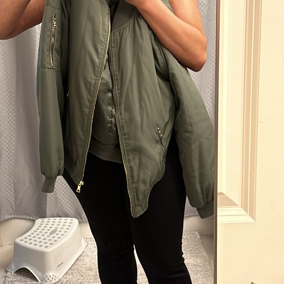 Kendall and Kylie Bomber Jacket - Picture 2 of 2